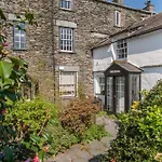 Дом отдыха 2 Bed In Elterwater Oc-gl004